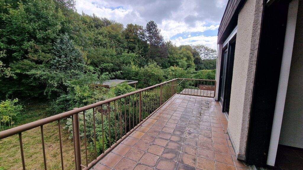 Großes, modernisierungsbedürftiges Einfamilienhaus mit 5 Schlafzimmern und drei Bädern in Richterich 7 zimmer