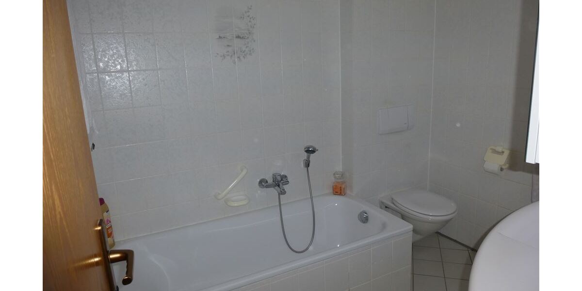 - Kurzfristig beziehbare, renovierte 3-4-Zimmer Maisonette-Wohnung in Murrhardt! - - Maisonettenwohnung Murrhardt | Angebot:26887988
