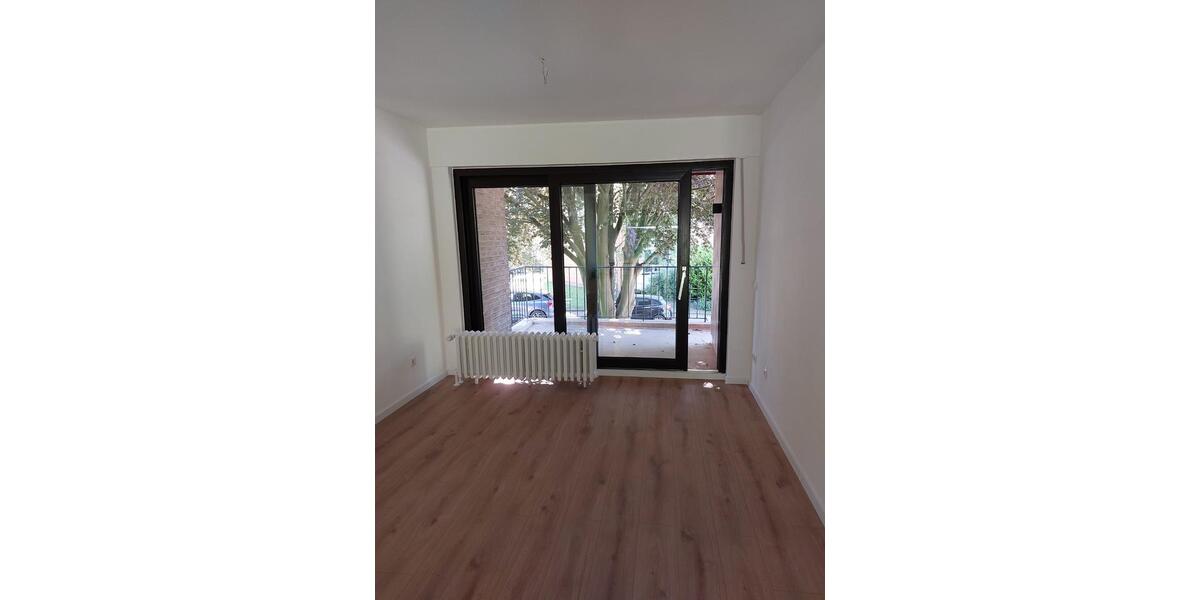 Erdgeschoßwohnung Mülheim an der Ruhr Broich - 5 Zimmer, 152 m&sup2;, 1.600&euro; | Angebot:24983737