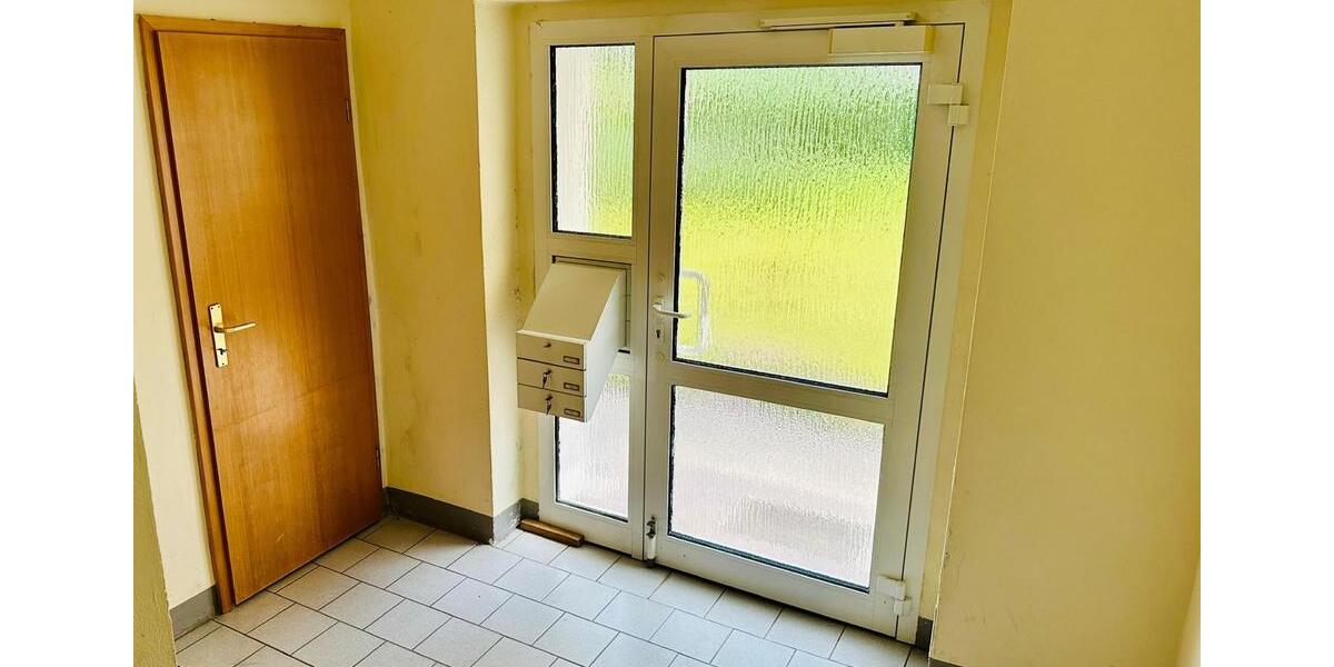 Mehrfamilienhaus, Wohnhaus Zwickau Zwickau-Nord - 18 Zimmer, 382 m&sup2;, 289.000&euro; | Angebot:26460932