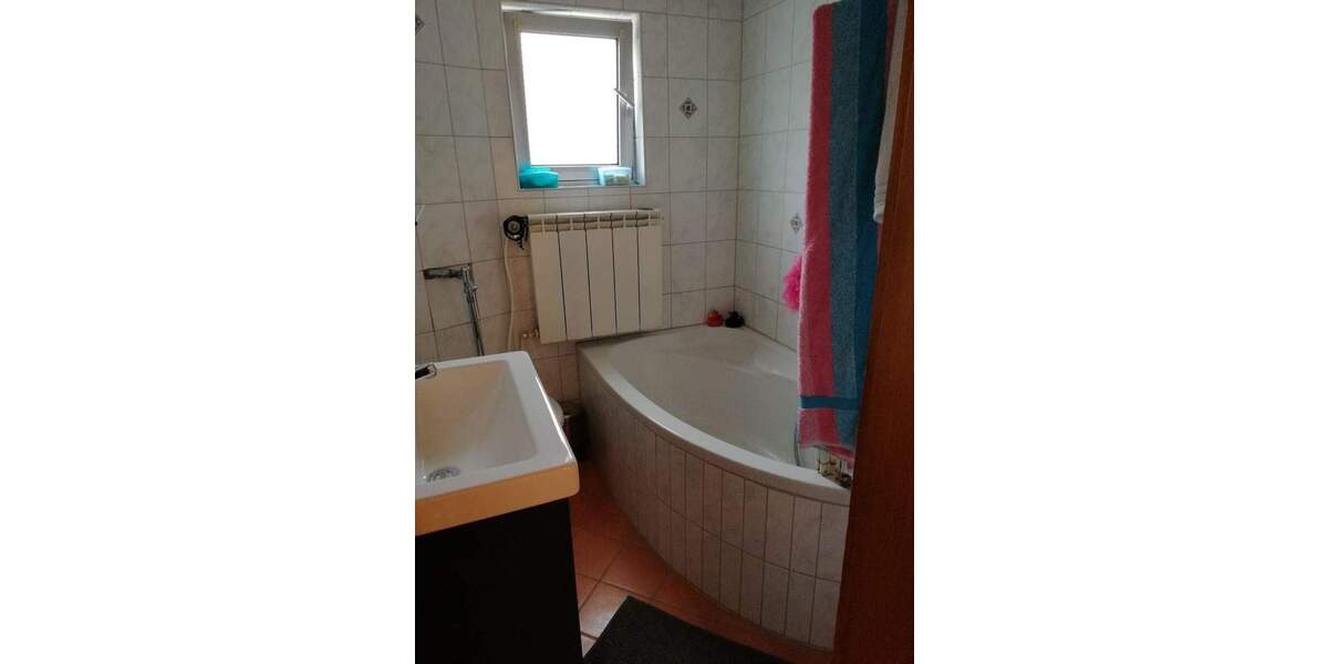 Doppelhaushälfte mit 3 Wohneinheiten in Dudweiler zu verkaufen! 6 zimmer