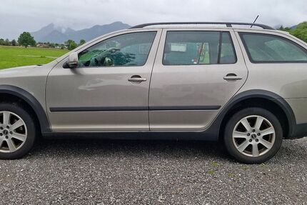 Skoda Octavia 177.000 km 6.390 &euro; Raubling 83064
