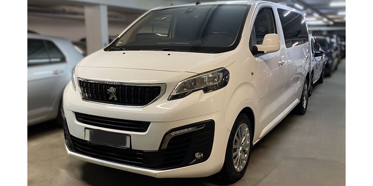 Peugeot Traveller 150.783 km 14.900 € Berlin 12347