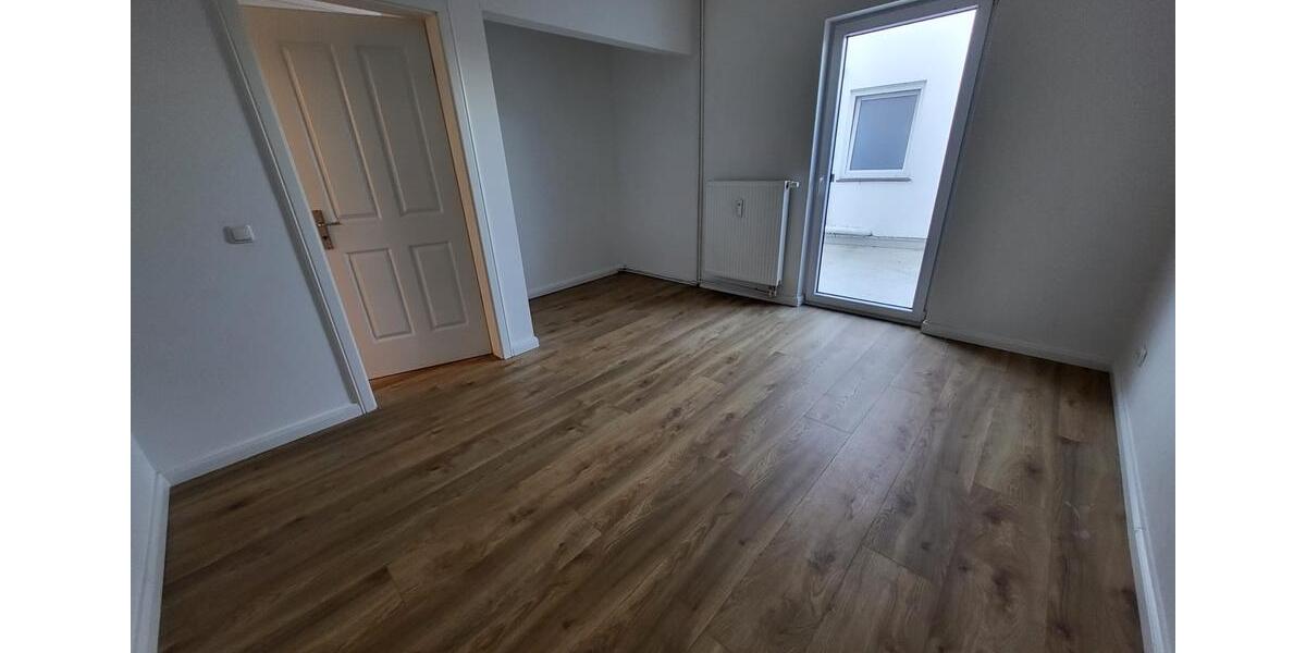 Etagenwohnung Heide - 2 Zimmer, 80 m&sup2;, 775&euro; | Angebot:25538645