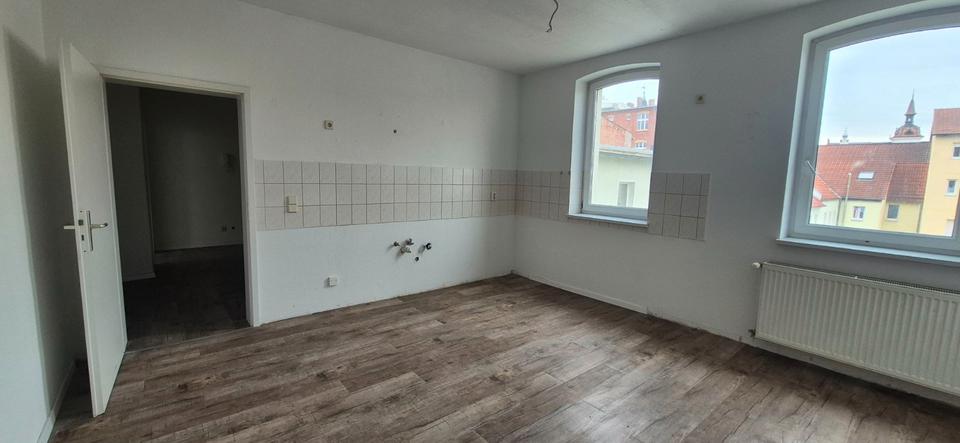 Etagenwohnung Finsterwalde - 1 Zimmer, 56 m&sup2;, 388&euro; | Angebot:26165731