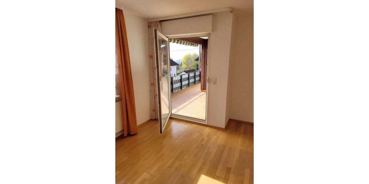 Etagenwohnung Laufenburg (Grunholz) Grunholz - 4 Zimmer, 146 m&sup2;, 1.595&euro; | Angebot:26865301