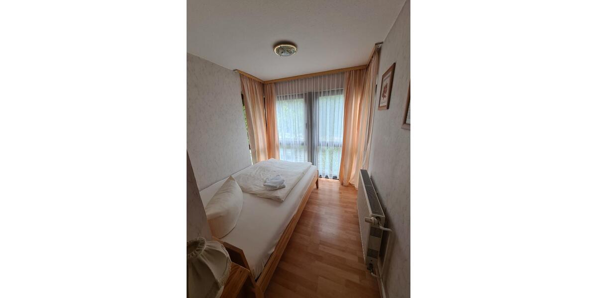 Wohnen auf Zeit Dresden Loschwitz - 28 Zimmer, 830 m&sup2;, 15.000&euro; | Angebot:26384946