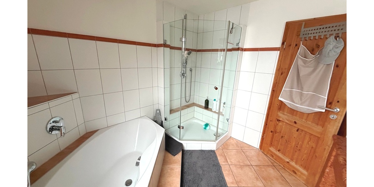 Ihr nächstes Erfolgsprojekt: Dreifamilienhaus mit Gewerbe & großem Bauland - Gewerbeobjekt Althütte Althütte | Angebot:26769962