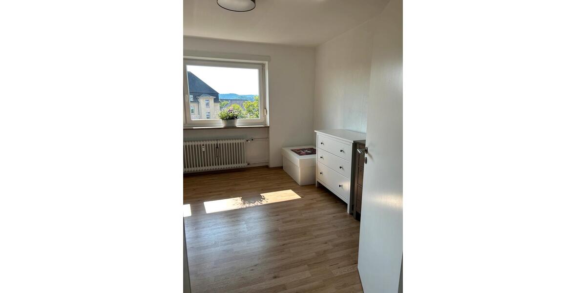 Etagenwohnung Saarlouis - 3 Zimmer, 75 m&sup2;, 830&euro; | Angebot:26412287