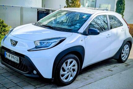 Toyota Aygo (X) 53.000 km 14.500 &euro; München 81929