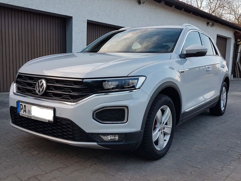 VW T-Roc 69.500 km 19.999 € Vilshofen 94474