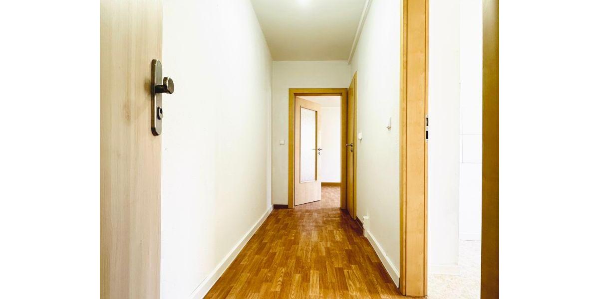 Etagenwohnung Freital - 2 Zimmer, 50 m&sup2;, 318&euro; | Angebot:25525315