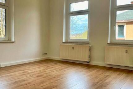 Wohnung Sebnitz - 3 Zimmer, 63 m&sup2;, 410&euro; | Angebot:26367303
