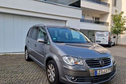 VW Touran 254.000 km 3.500 &euro; Oberriexingen 71739