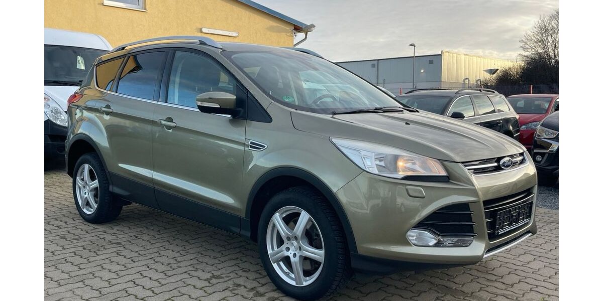 Ford Kuga 150.927 km 9.000 &euro; Bad Harzburg 38667