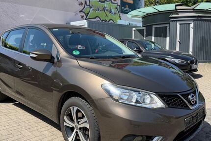 Nissan Pulsar 77.000 km 5.690 &euro; Magdeburg 39112