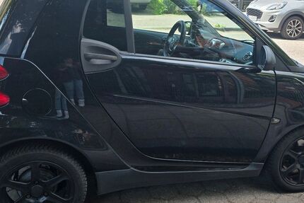 Smart ForTwo 141.882 km 4.800 &euro; Hamburg 22177