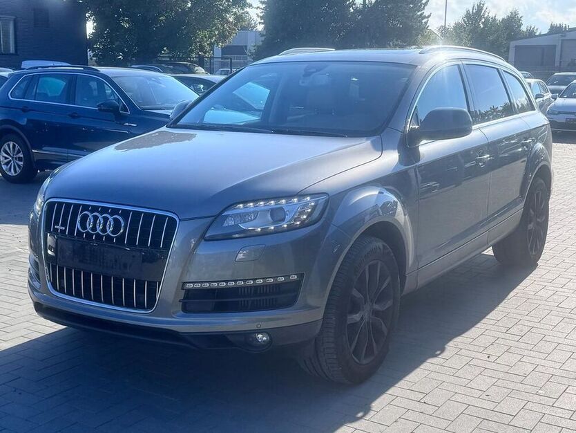 Q7