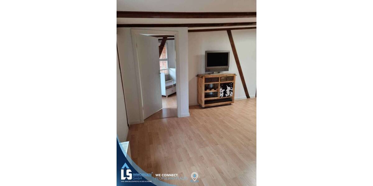 Etagenwohnung Stendal - 3 Zimmer, 106 m&sup2;, 850&euro; | Angebot:26875169
