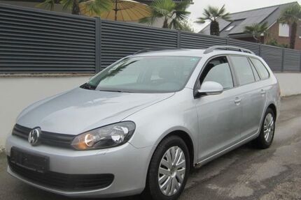 VW Golf 184.000 km 2.390 &euro; Öhringen-Cappel 74613