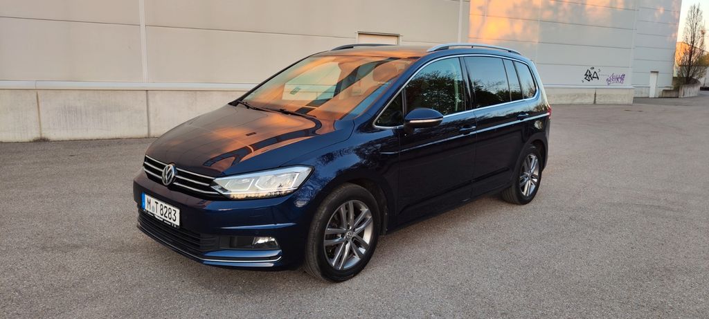 VW Touran 204.500 km 14.950 &euro; Sauerlach 82054