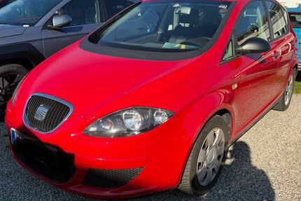 Seat Altea 100.000 km 2.650 &euro; München 81829