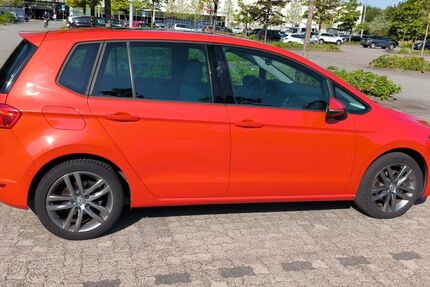 VW Golf Sportsvan 112.000 km 11.800 &euro; Neumünster 24539
