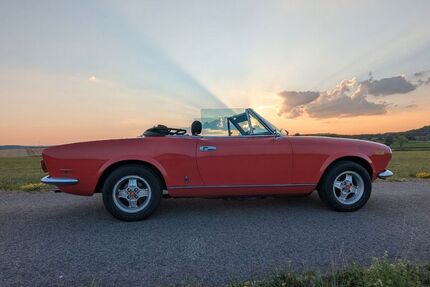 Fiat 124 Spider 127.000 km 14.999 &euro; Frankenhardt 74586