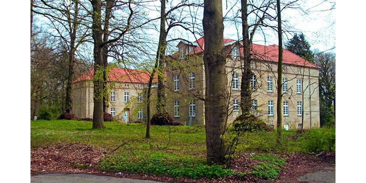Etagenwohnung Schleswig Lollfuß - 2 Zimmer, 79 m&sup2;, 875&euro; | Angebot:26822536
