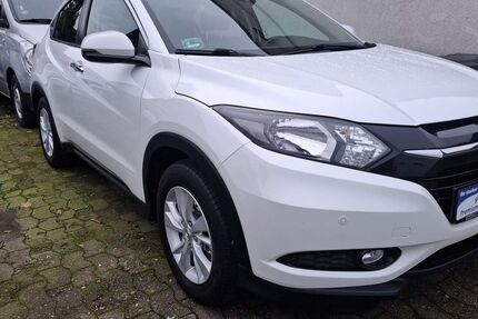 Honda HR-V 93.000 km 13.590 &euro; Lübeck 23556