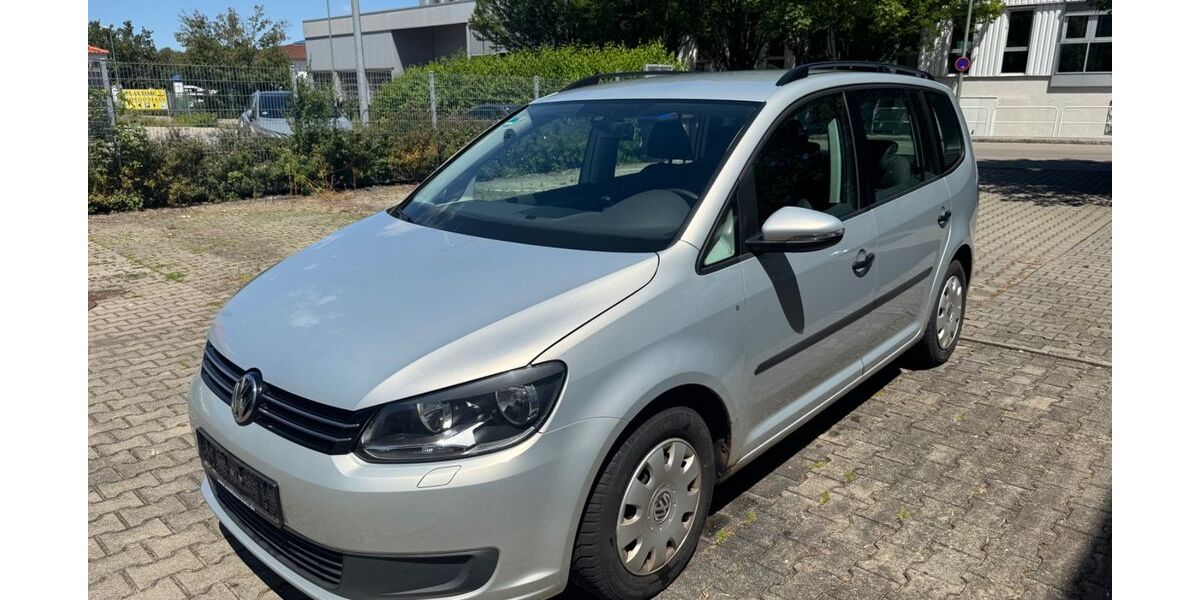 VW Touran 161.000 km 5.990 &euro; Bad Wörishofen 86825