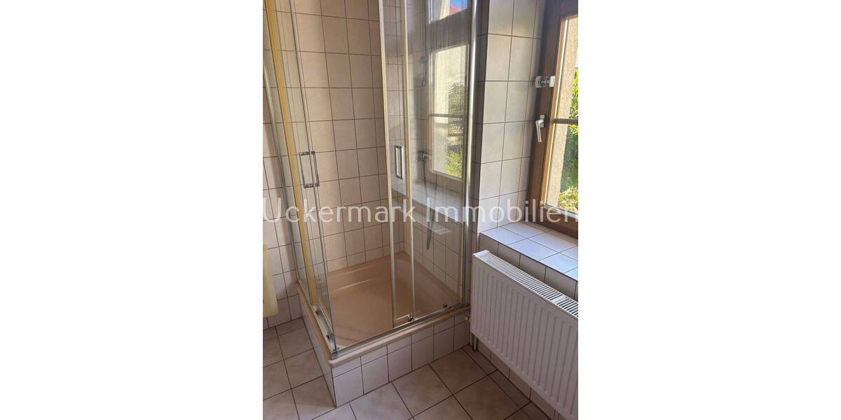 Mehrfamilienhaus, Wohnhaus Lychen - 7 Zimmer, 194 m&sup2;, 298.000&euro; | Angebot:25778922