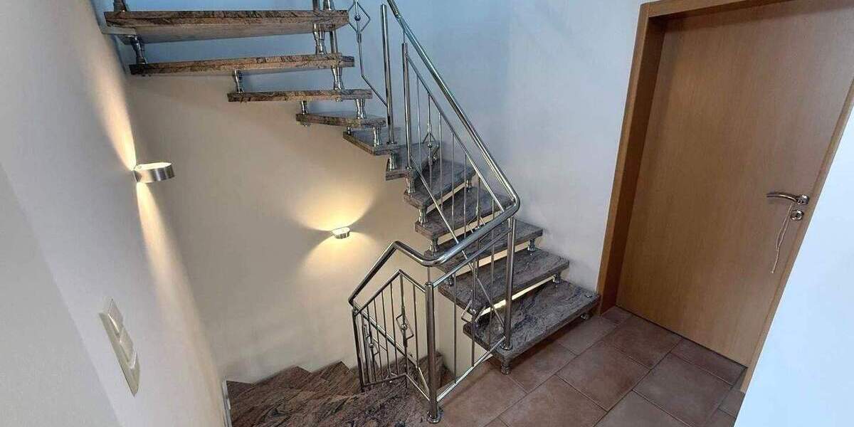 Doppelhaushälfte Dissen - 5 Zimmer, 164 m&sup2;, 439.000&euro; | Angebot:25675738