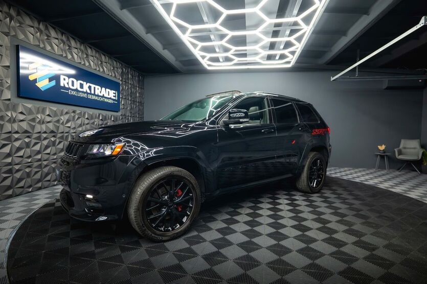 Jeep Grand Cherokee 66.745 km 29.990 € Leipzig 04178