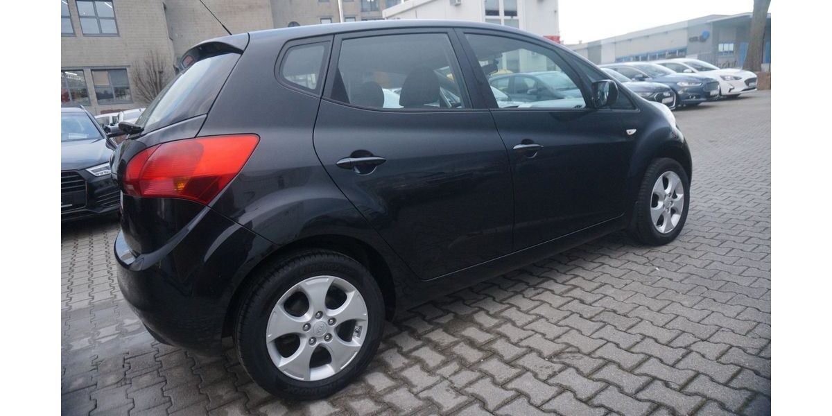Kia Venga 107.912 km 7.390 &euro; Nufringen/Stuttgart 71154
