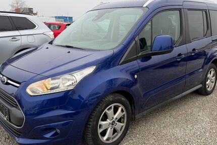 Ford Tourneo 99.000 km 6.980 &euro; München 81829