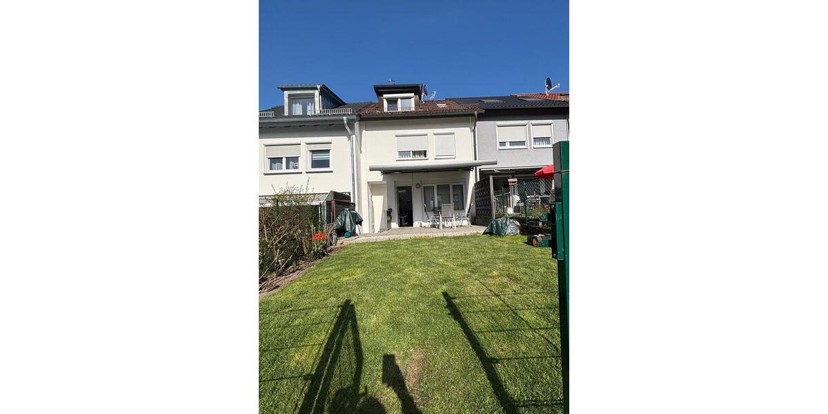 Reihenhaus Schwäbisch Gmünd - 7 Zimmer, 150 m&sup2;, 334.000&euro; | Angebot:26329837