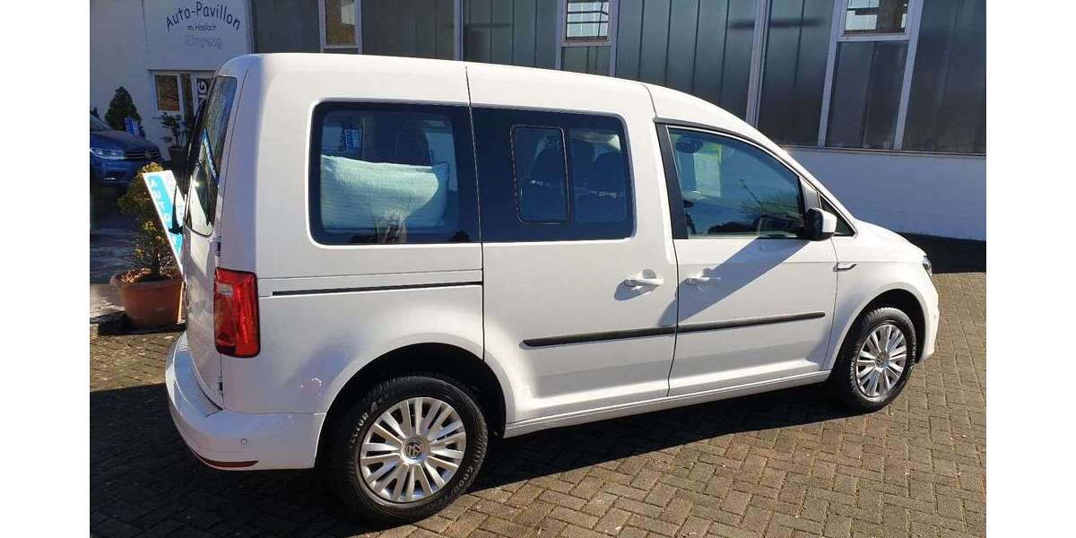 VW Caddy 23.700 km 21.890 &euro; Villingen-Schwenningen 78048