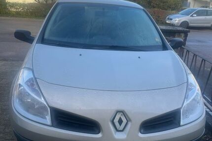 Renault Clio 160.000 km 2.150 € Lorch 73547
