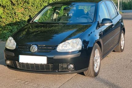 VW Golf 219.000 km 2.300 &euro; Tettnang 88069