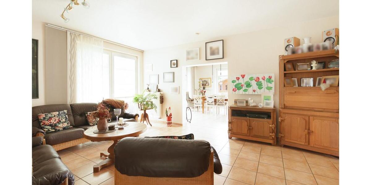 ***2 Wohn- und 2 Geschäftshäuser auf 2.234 m² großem Grundstück*** - Mehrfamilienhaus, Wohnhaus Ostrhauderfehn | Angebot:22307242