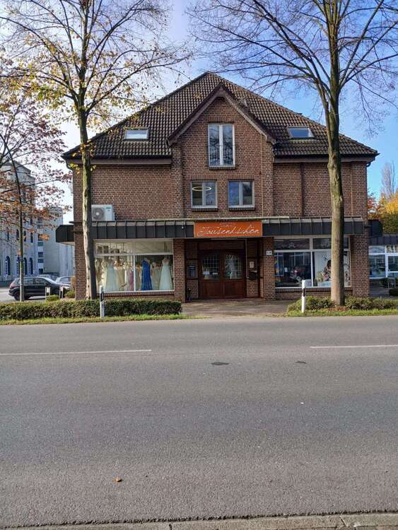 Einzelhandel in Dorsten 2.210 € 260 m²