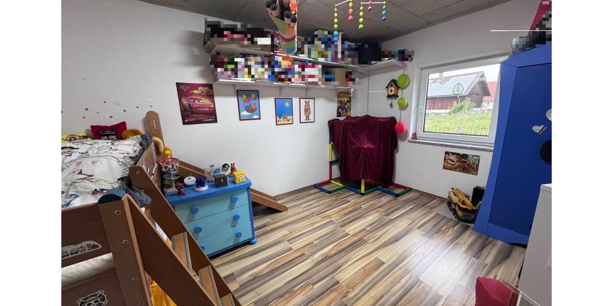 Einfamilienhaus mit Wintergarten und Doppelgarage 4 zimmer