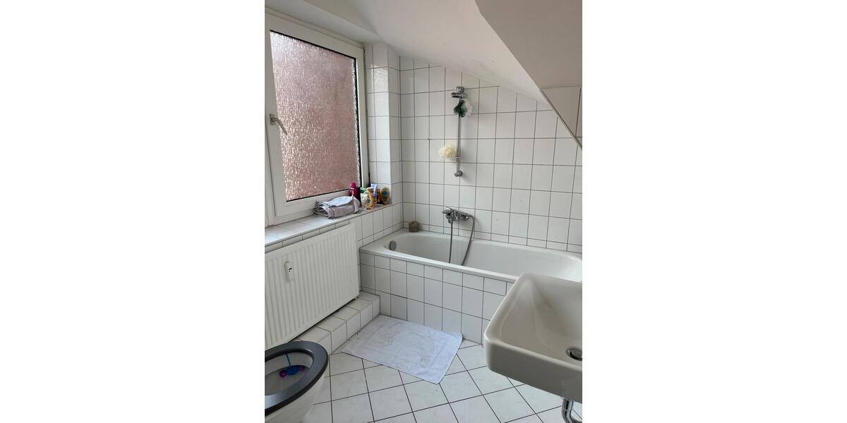 Etagenwohnung Kiel Schreventeich - 5 Zimmer, 98 m&sup2;, 1.648&euro; | Angebot:26221475