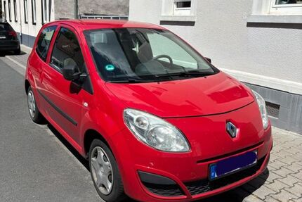 Renault Twingo 180.000 km 700 &euro; Frankfurt am Main 65934