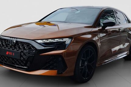 Audi RS3 3.000 km 72.990 &euro; Groebenzell 82194