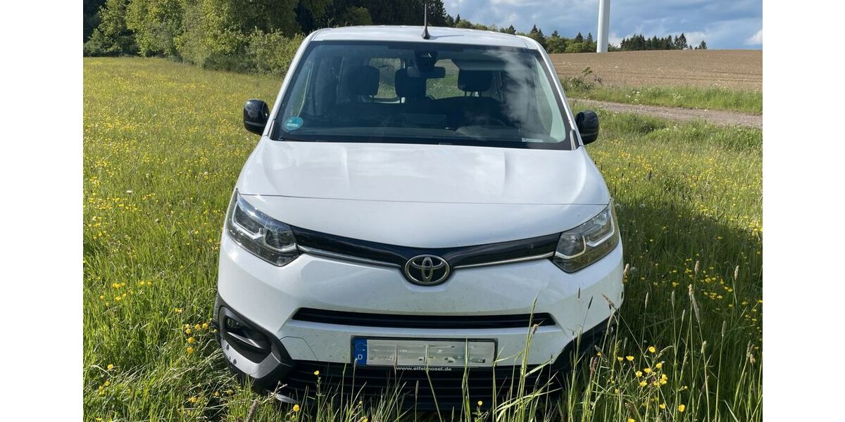 Toyota Proace City 59.000 km 18.400 &euro; Prüm 54595