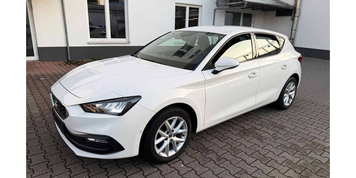 Seat Leon 53.000 km 16.499 &euro; Heilbronn 74074