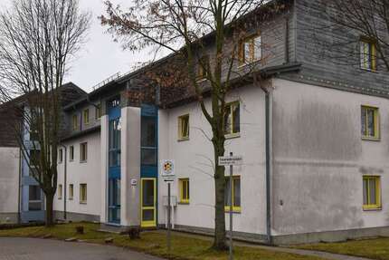 Wohnung Hartenstein - 3 Zimmer, 69 m&sup2;, 75.000&euro; | Angebot:23189454