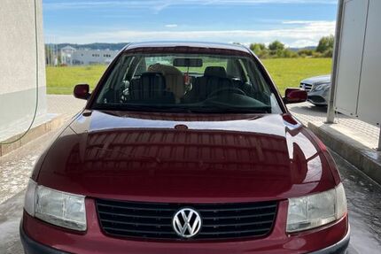 VW Passat 146.319 km 1.000 &euro; Oelsnitz 08606